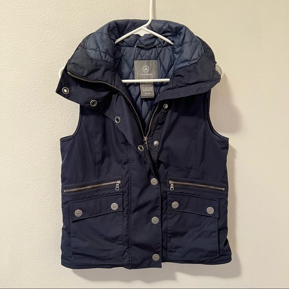 Aether Insulated Vest with Mock Collar - Size 2 - Picture 10 of 11